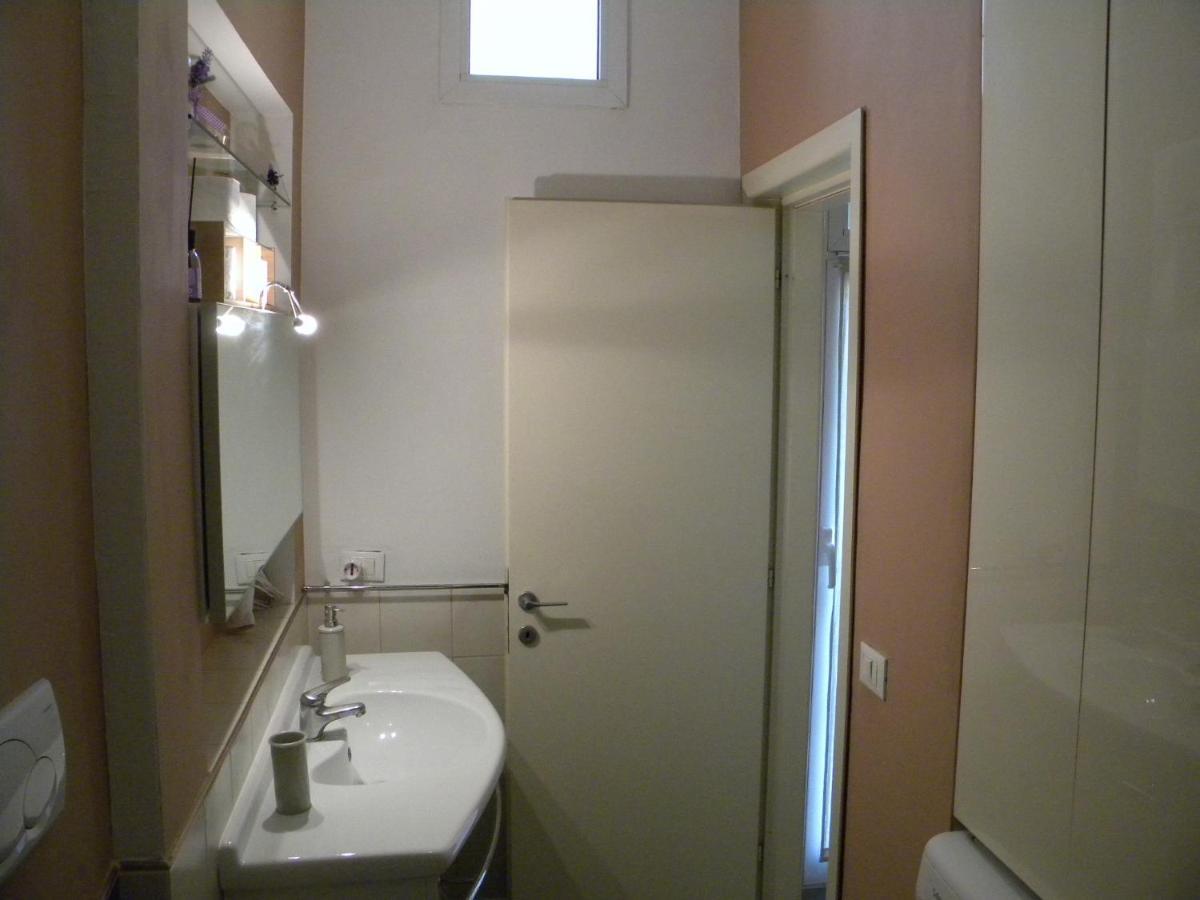 Bologna House Pratello 3 Lägenhet Exteriör bild