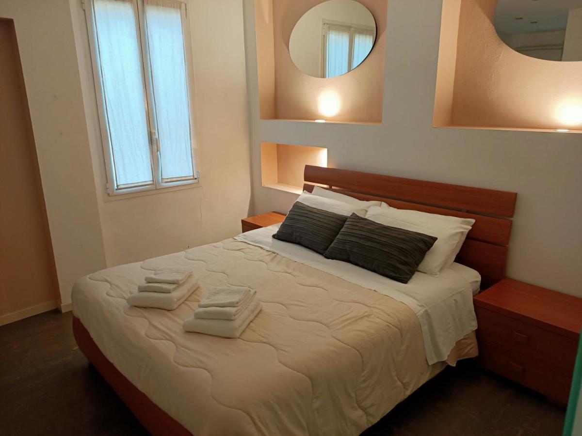 Bologna House Pratello 3 Lägenhet Exteriör bild